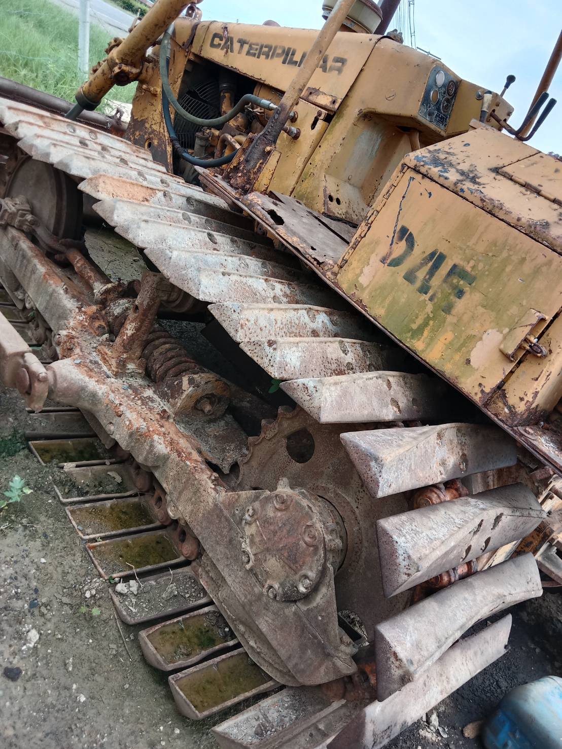 ขายแทรกเตอร์ caterpillar รุ่นd4e ตีนเป็ด ใช้งานไดปกติ
ราคา330,000บ.