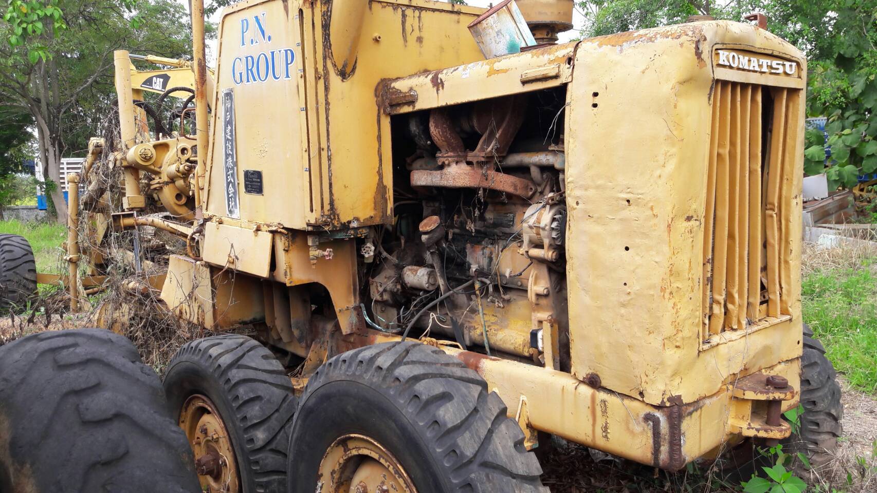 ขายรถเกรดเดอร์komatsu ใช้งานได้ราคา220,000บ. ขายรถเกรดเดอร์komatsu ใช้งานได้ราคา220,000บ.