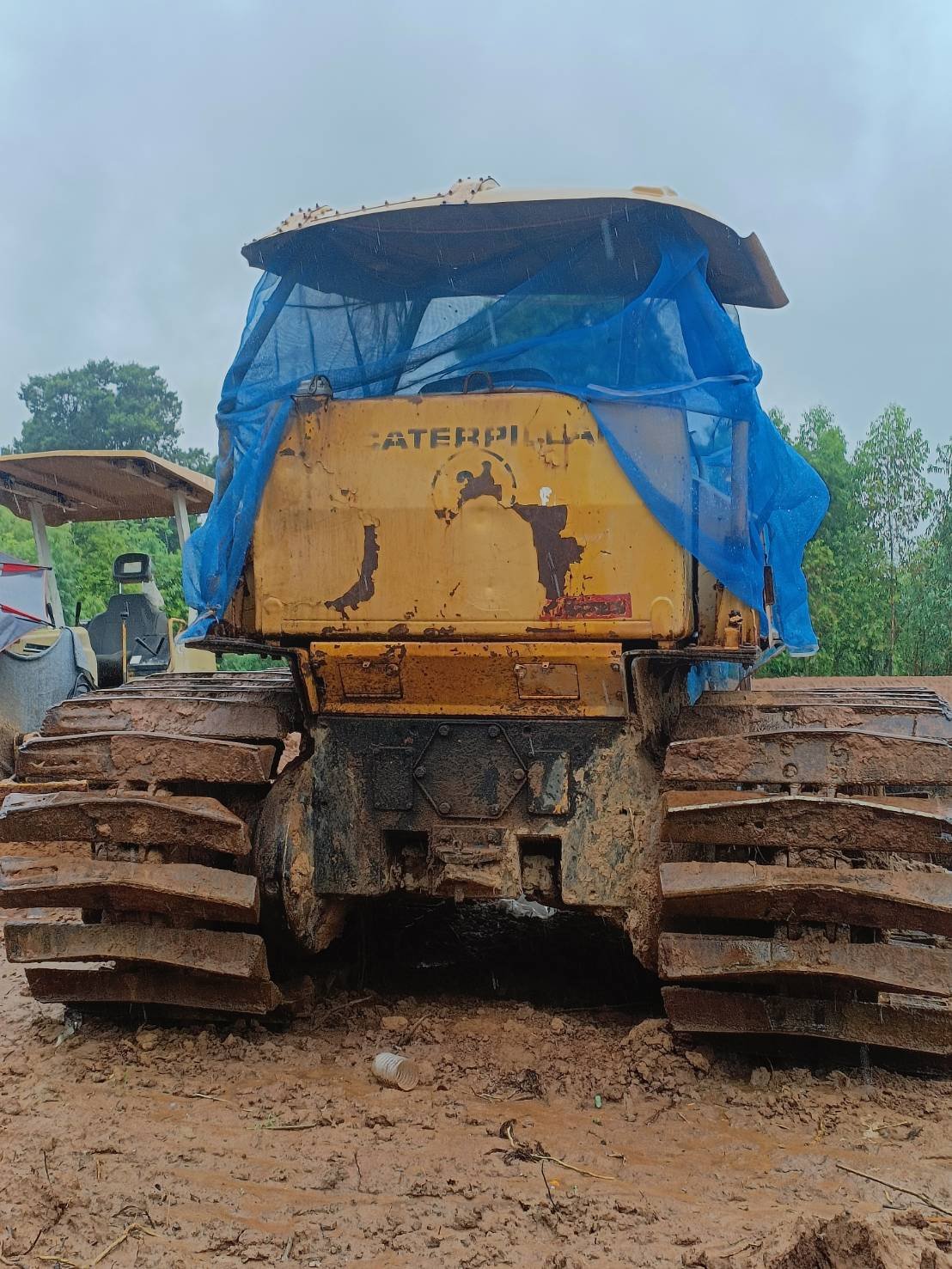 ขายแทรกเตอร์caterpillar  D5B ตีนเป็ด ใช้งานได้ดี  ราคา4.5แสน