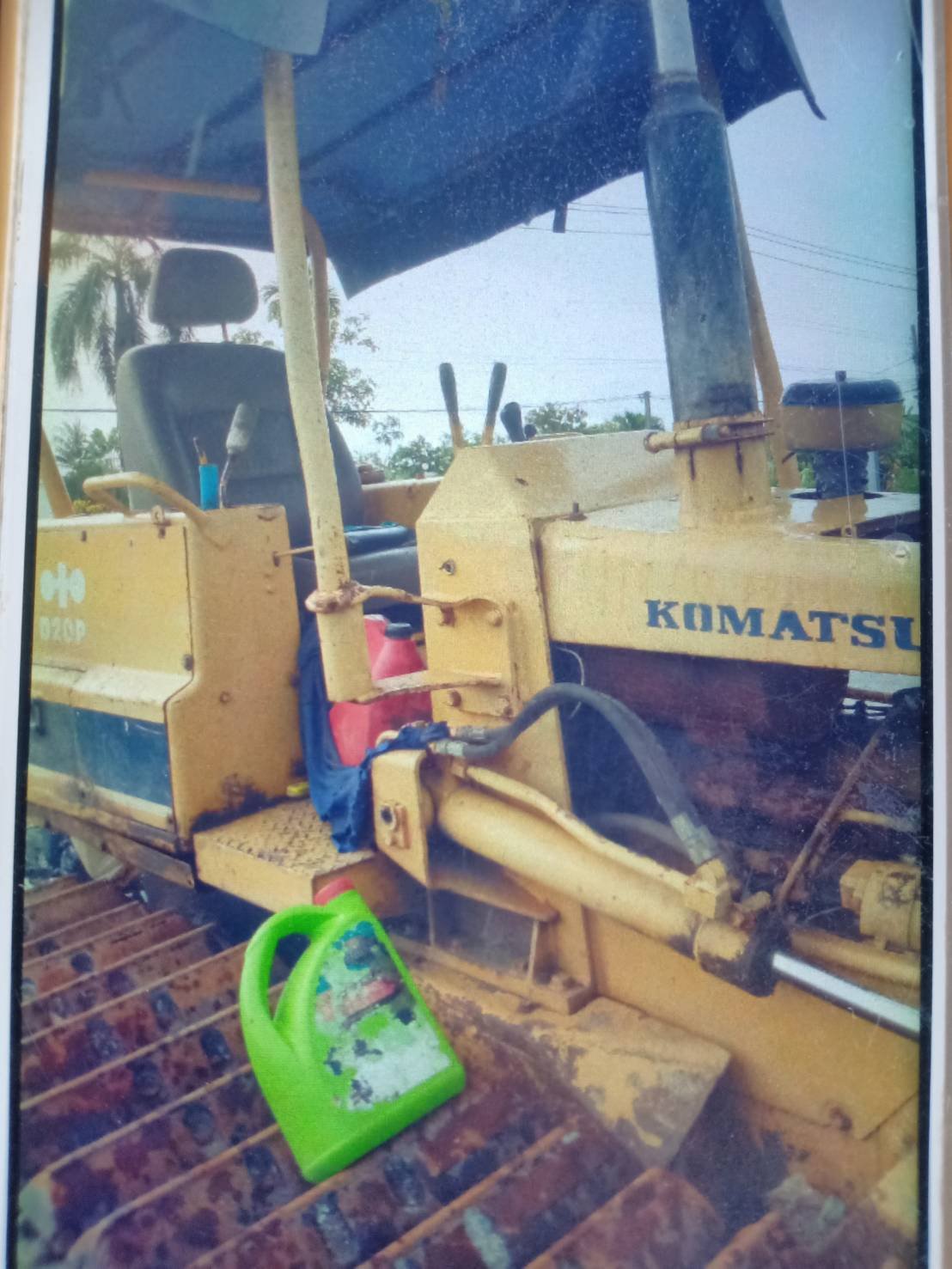 ขายแทรกเตอร์komatsu d20p-5ตีน ใบมีดสไล้เป็ด ใช้ดีราคาถูก ราคา180,000บ.