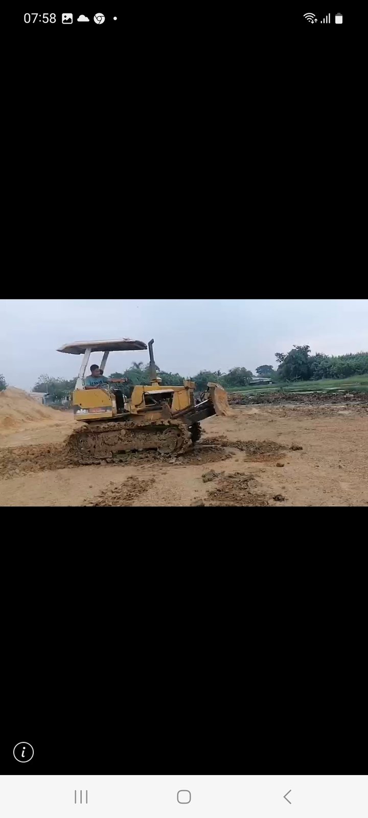 แทรกเตอร์komatsu D20p-6ตีนเป็ด ใบมีดสไล เกียร์ตัด ใช้งานได้ปกติ ราคา155,000บ.