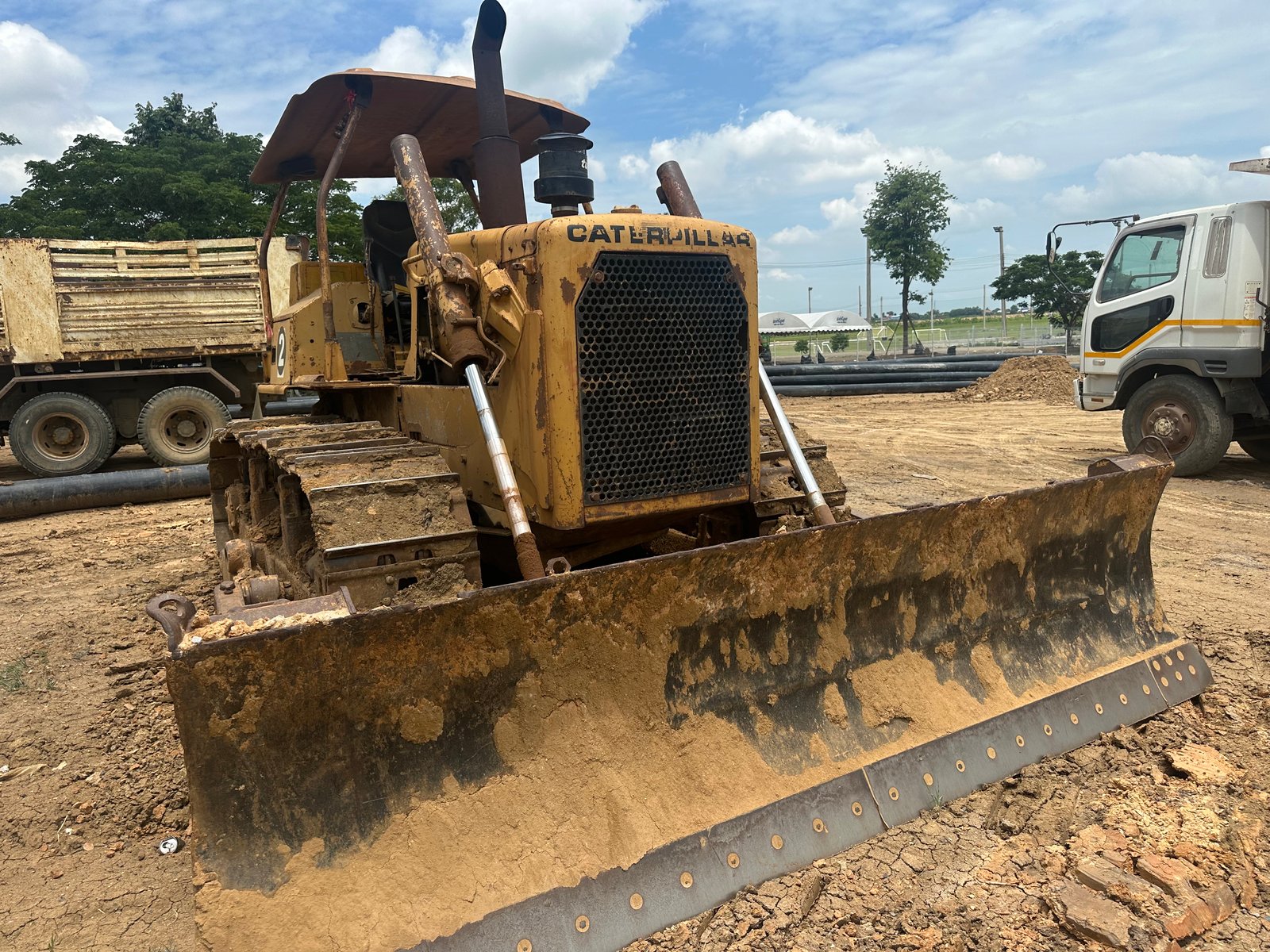 ขายแทรกเตอร์CAT D6D เกียร์ตัด มีทะเบียน ใช้งานดี ราคาถูก 6.5แสน ขายแทรกเตอร์CAT D6D เกียร์ตัด มีทะเบียน ใช้งานดี ราคาถูก 6.5แสน