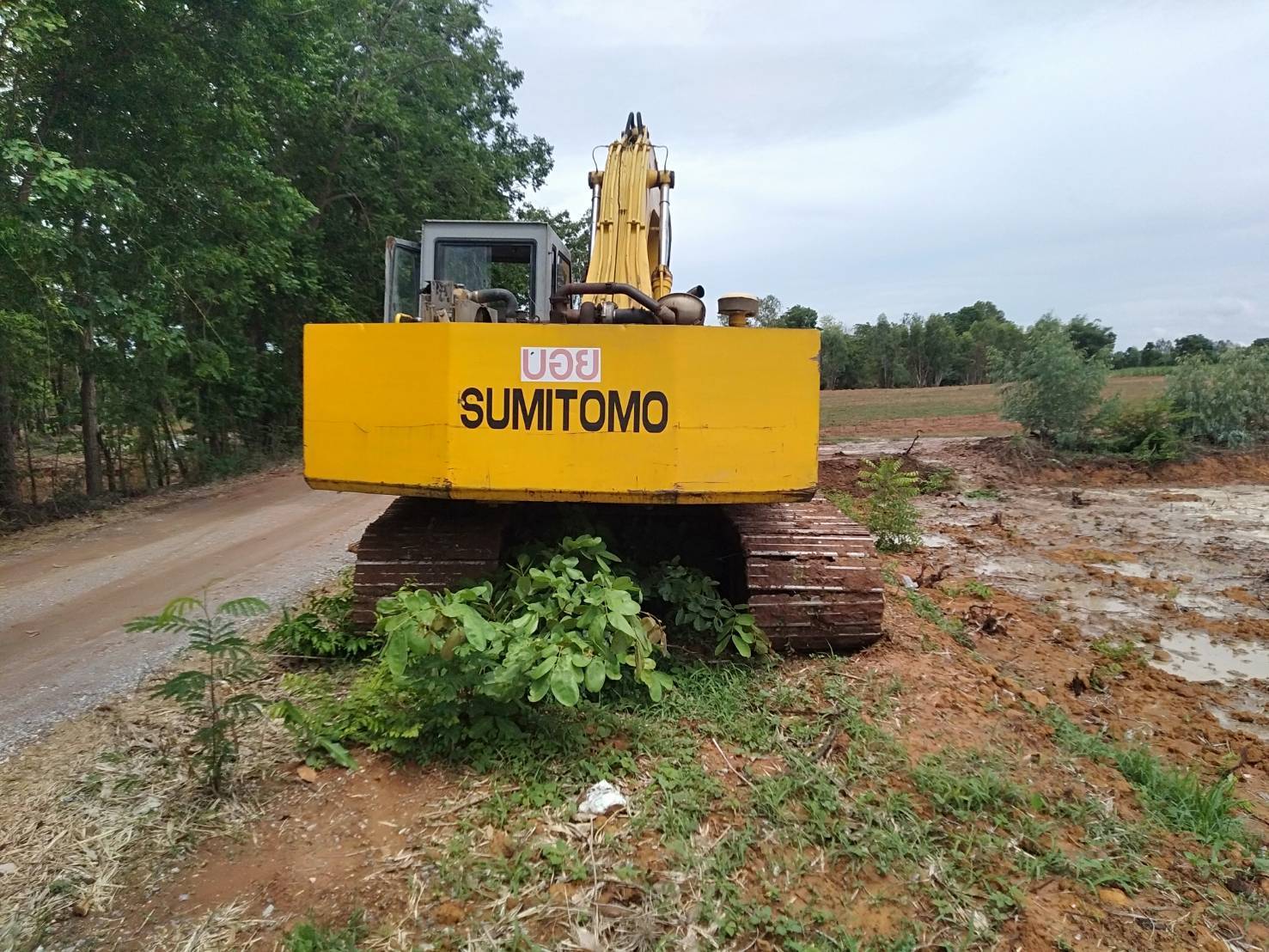ขายแม็คโครsumitomo fs280  f2  ใช้งานดี เอกสาใบซื้อขาย ราตา290,000บ.