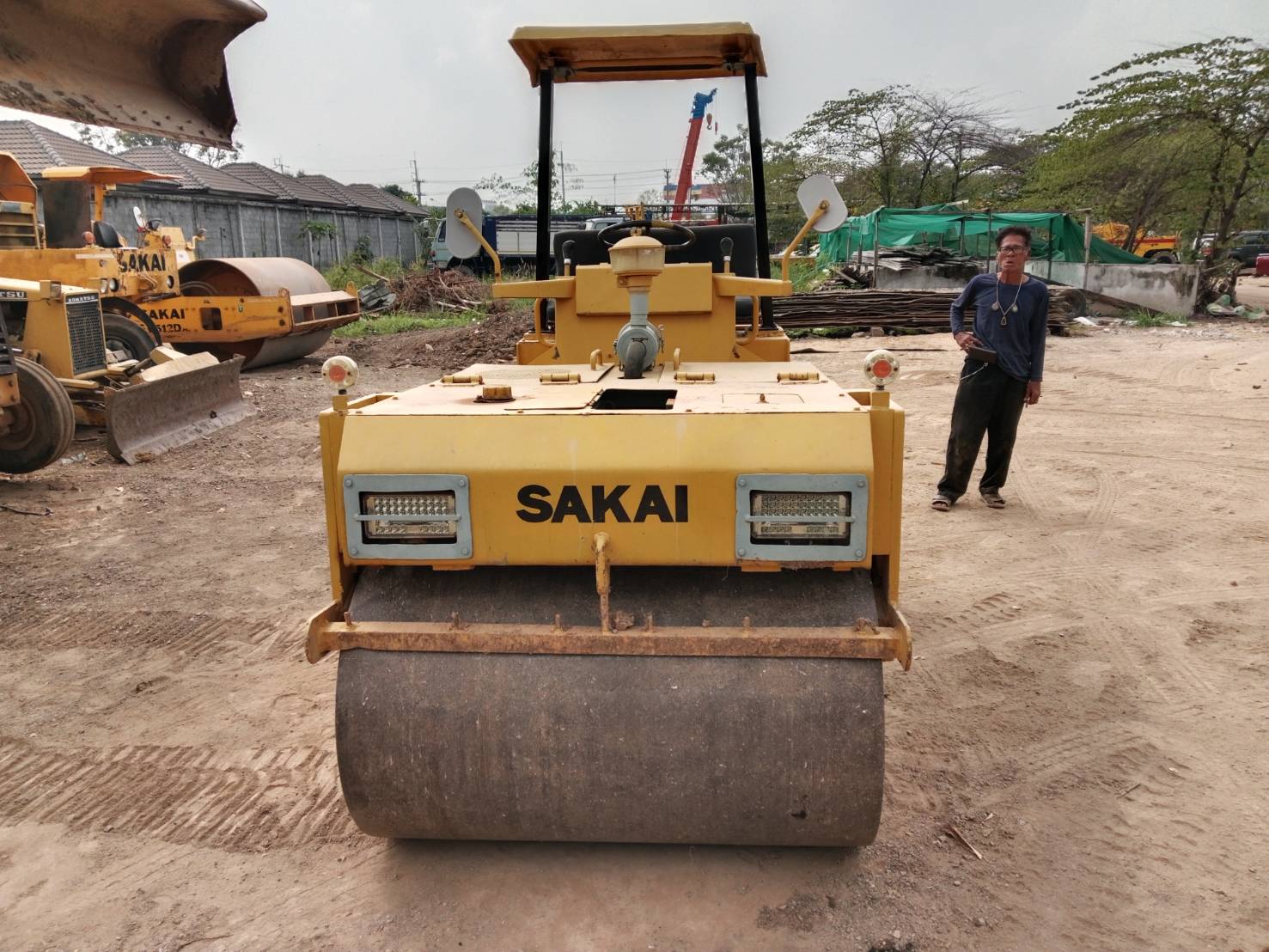 ขายรถบดsakai 4ตันสั่นสะเทือน ใช้งานปกติ ราคา285,000บ. ขายรถบดsakai 4ตันสั่นสะเทือน ใช้งานปกติ ราคา285,000บ.