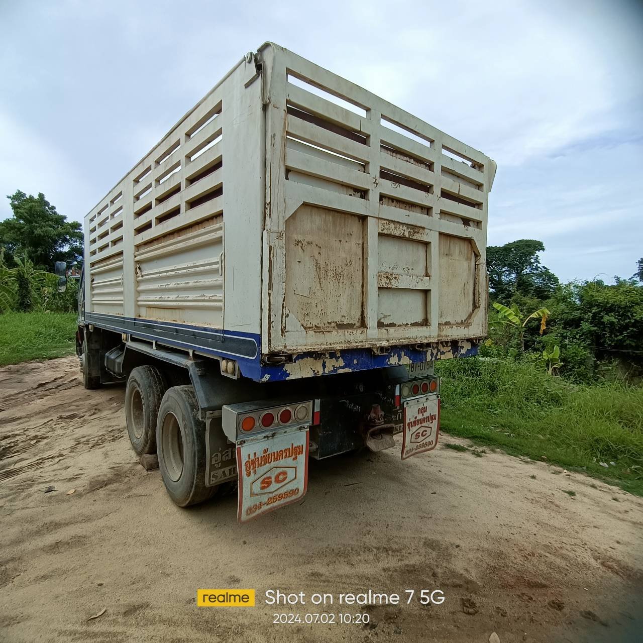 ขาย10ล้อ ดั้ม hino  FN3NkD  245แรง  มีทะเบียน ใช้งานดี ราตา490,000บ.