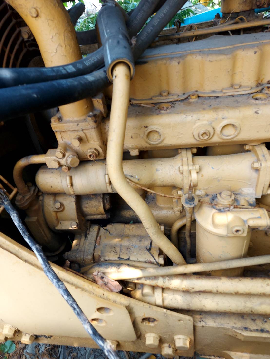 ขายแทรกเตอร์ caterpillar D5D ตีนเป็ด ใช้งานได้ราคา3.7แสน
