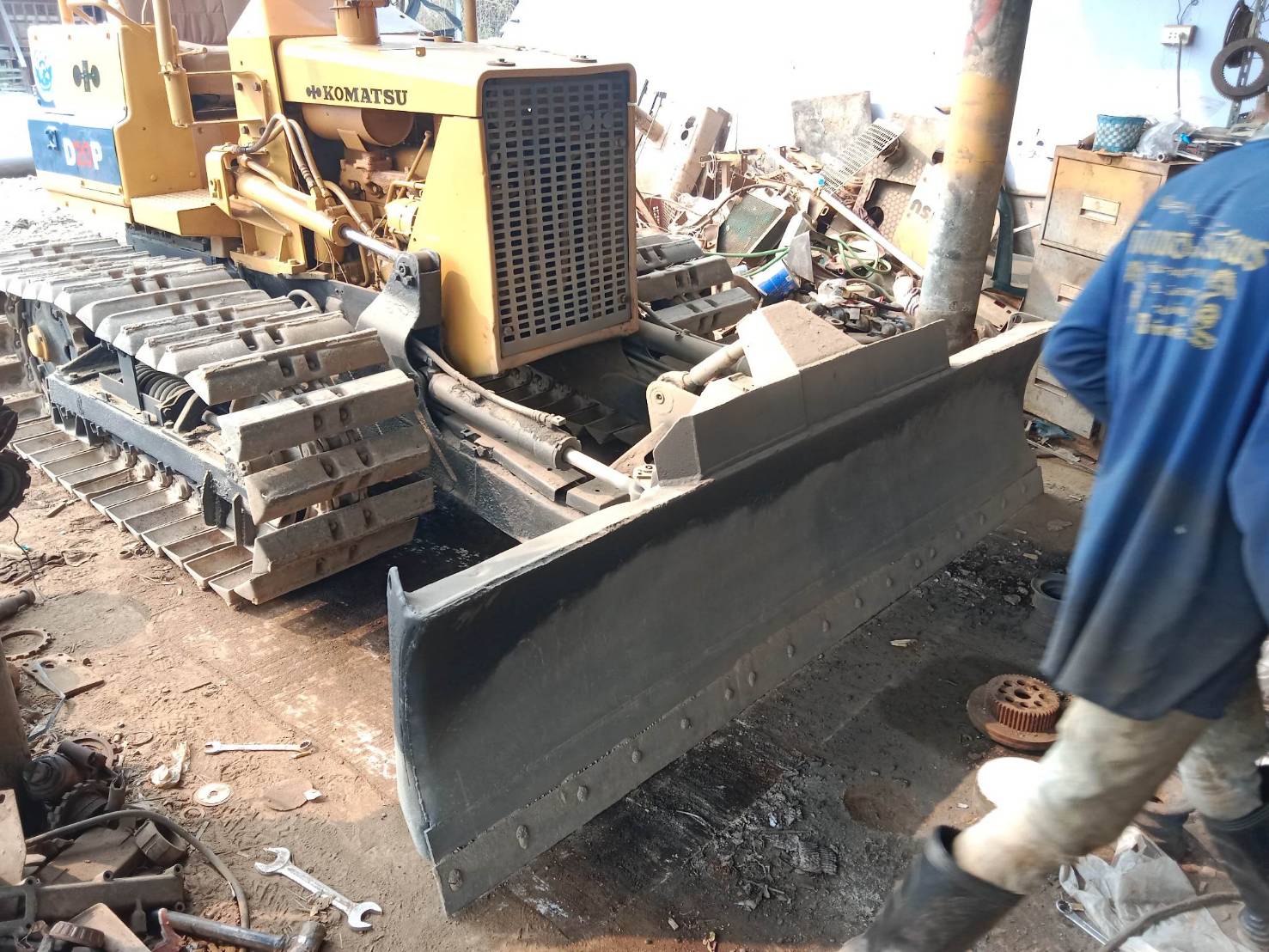 ขายแทรกเตอร์komatsu D20p-5ตีนเป็ด ใช้งานได้ดีราคา195,000ย. ขายแทรกเตอร์komatsu D20p-5ตีนเป็ด ใช้งานได้ดีราคา195,000ย.