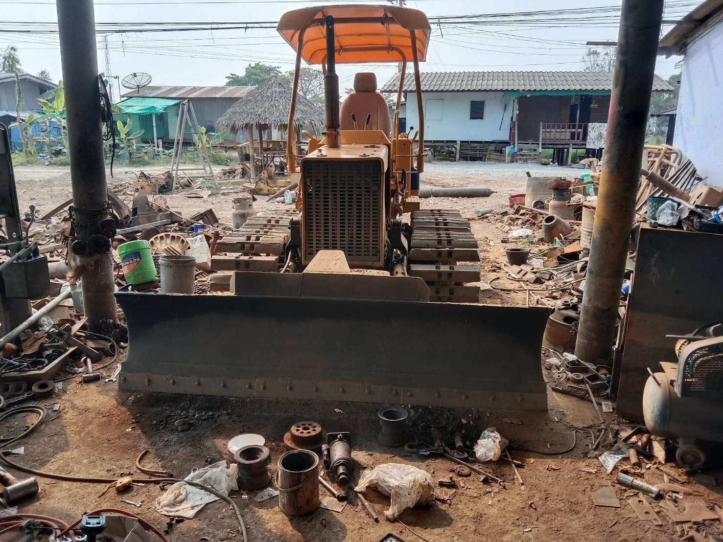 ขายแทรกเตอร์komatsu  D20p-5ตีนเป็ด ใช้งานได้ดีราคา195,000ย.