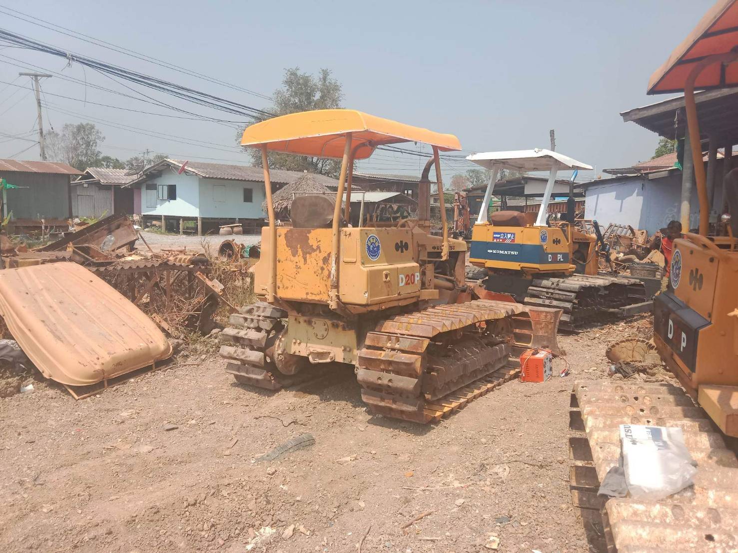 ขายแทรกเตอรฺkomatsu D20p-5ตีนเป็ด รถสวยใช้งานดี ราคา195,000บ. ขายแทรกเตอรฺkomatsu D20p-5ตีนเป็ด รถสวยใช้งานดี ราคา195,000บ.