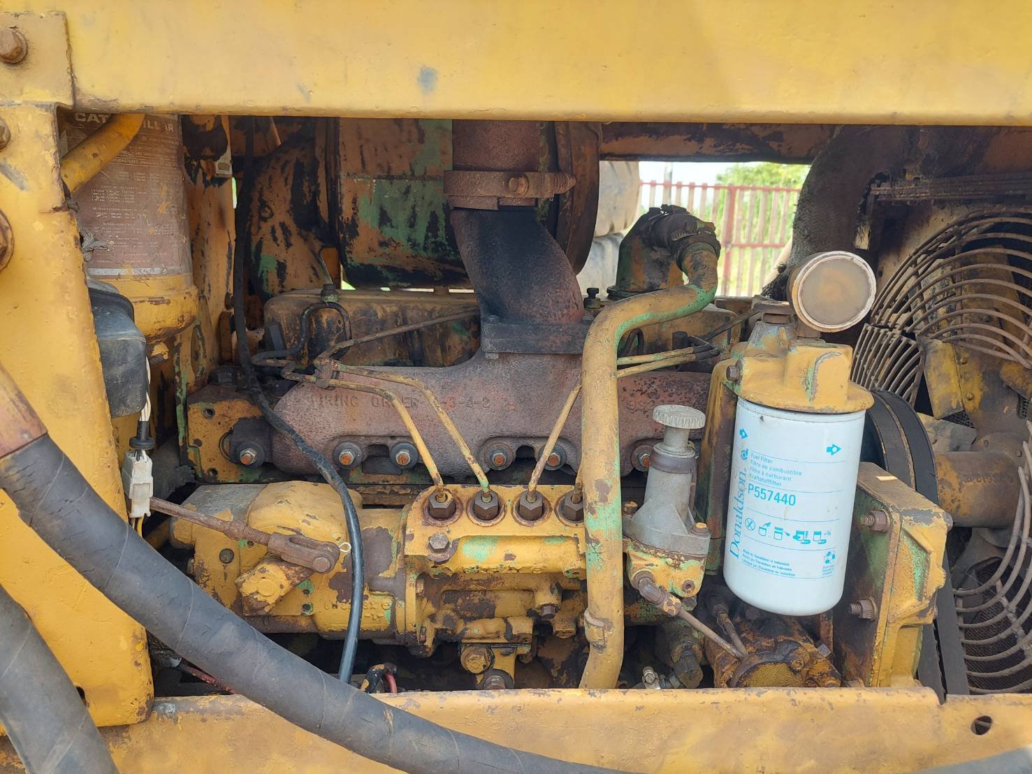 ขายแทรดเตอร์caterpillar  D4Eตีนเป็ด ใช้งานได้ ราคา360,000บ.