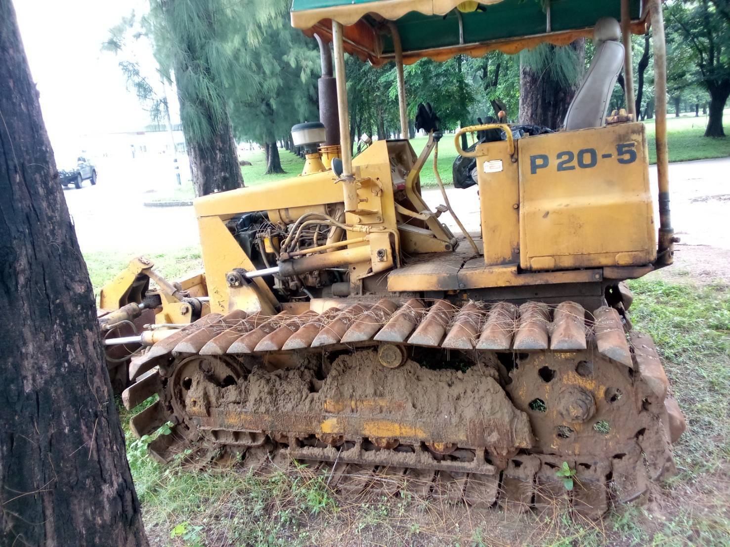 ขายแทรดเตอร์komatsu D20p-5ตีนเป็ด ใช้งานได้ปกติ ราคาถกใช้ดี150,000บ.