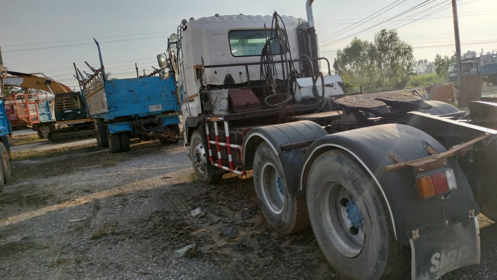 ขายหัวลาก hino ss1fjc-10182 ขนาด314แรงม้าเล่มทะเบียน6.9แสน ขายหัวลาก hino ss1fjc-10182 ขนาด314แรงม้าเล่มทะเบียน6.9แสน