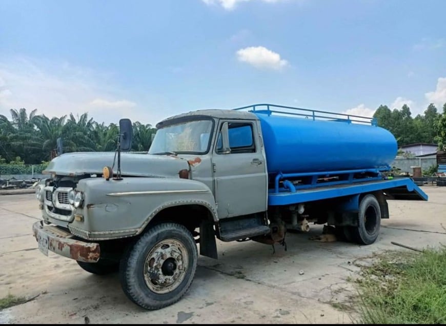 ขายรถน้ำ6ล้อ isuzu 165แรง ไม่มีทะเบียน ใบซื้อขาย
1.เฉพาะรถไม่รวมถัง90,000บ.
2.ตัวรถรวมถัง 150,000บ.