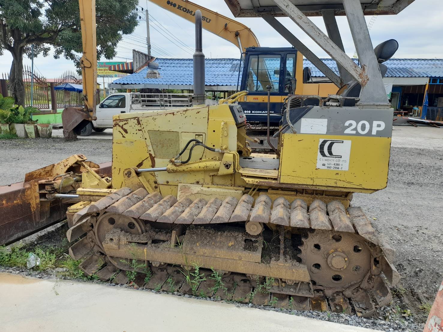 ขาย แทรกเตอร์komatsu D20p-7ตีนเป็ดรถใช้งานได้ดีปกติ ราคา290,000บ.