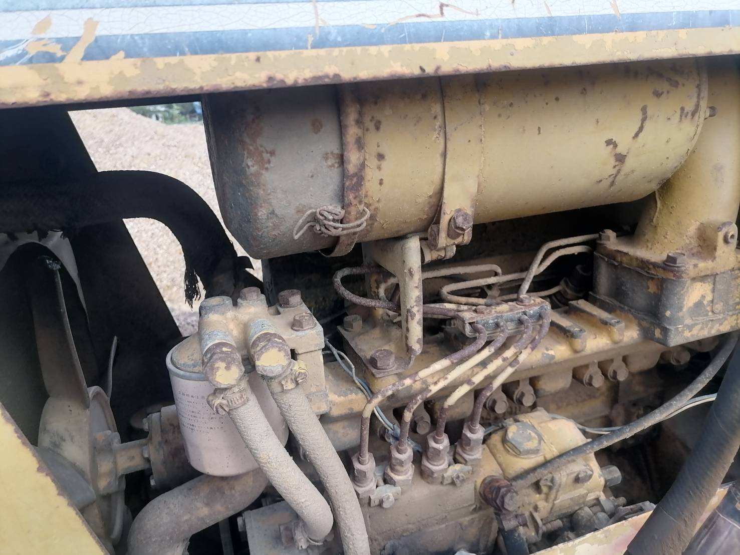 แทรกเตอร์komatsu D20p-6ตีนเป็ด ใบมีดสไล เกียร์ตัด ใช้งานได้ปกติ ราคา155,000บ.