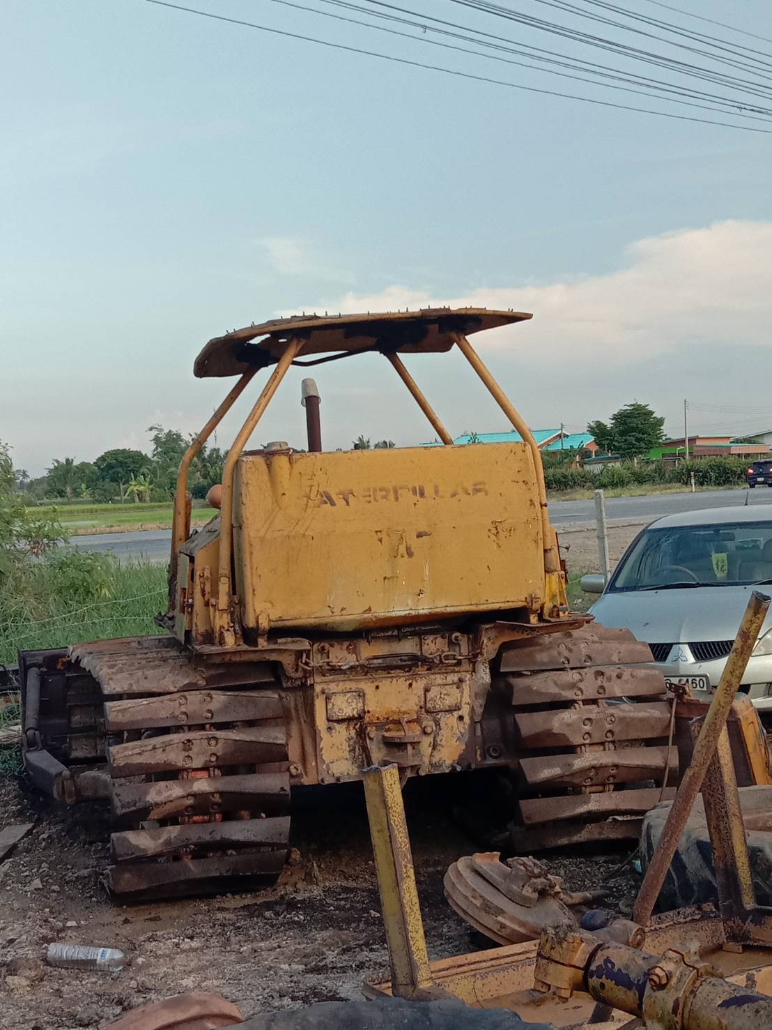 ขายแทรกเตอร์ caterpillar รุ่นd4e ตีนเป็ด ใช้งานไดปกติ
ราคา330,000บ.
