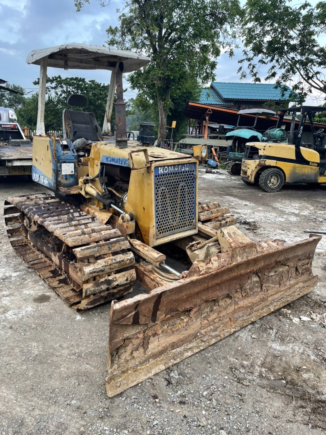 ขายแทรกเตอร์ komatsu D20P-6 รถใช้งานได้
ราคา180,000บ. ขายแทรกเตอร์ komatsu D20P-6 รถใช้งานได้
ราคา180,000บ.