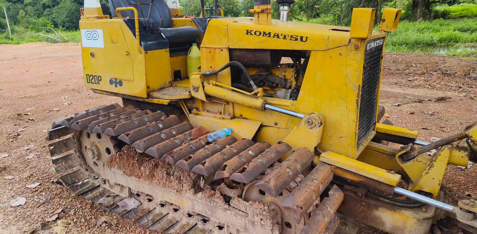 ขายแทรกเตอร์komatsu d20p-6 ตีนเป็ด ใช้งานปกติ ขายถูกใช้ดี160,000บ.