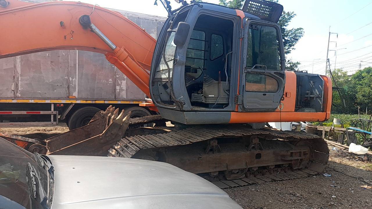 ขายแม็คโคร Hitachi zaxis-1ใช้งานปกติ เล่มทะเบียน ราคา5.3แสน