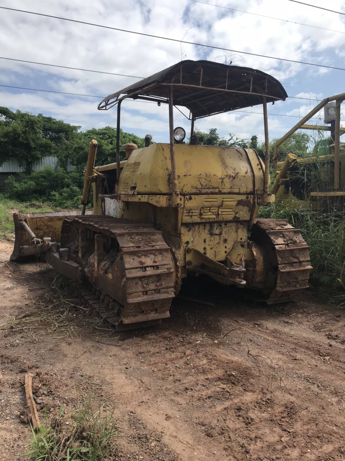 ขายแทรกเตอร์komatsu D60A-6รถใช้งานได้ดีปกติ ใช้งานดีมากราคา490,000บ. ขายแทรกเตอร์komatsu D60A-6รถใช้งานได้ดีปกติ ใช้งานดีมากราคา490,000บ.