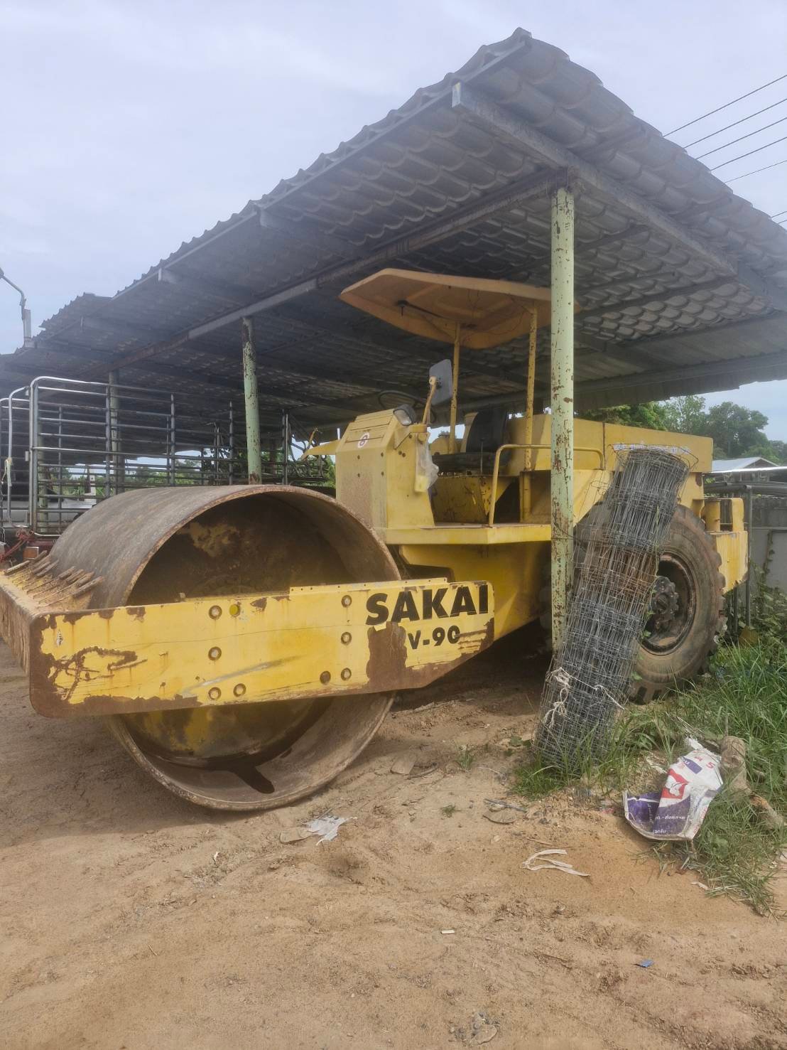 ขายรถบด10ตัน sakai sv90 ใช้งานได้เล่มทะเบียน ราคา6.3แสน