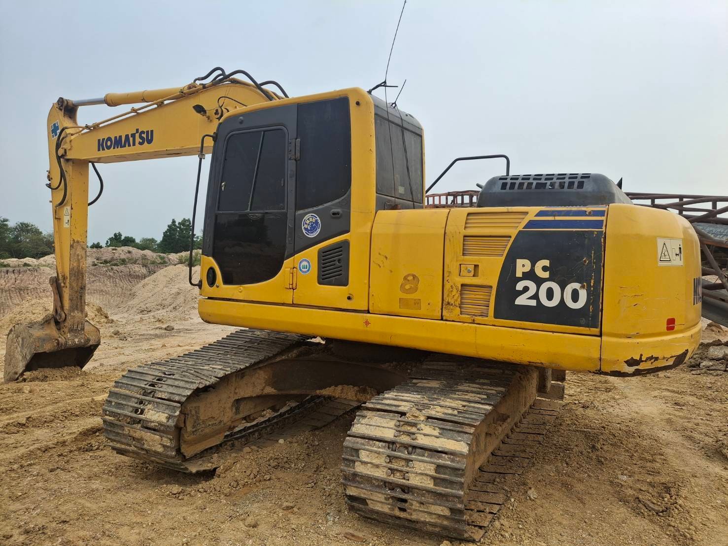 ขายรถแม็คโครkomatsu pc200-8 ใบแจ้งจำหน้าย ใช้งานได้ดีราคา5.4แสน ขายรถแม็คโครkomatsu pc200-8 ใบแจ้งจำหน้าย ใช้งานได้ดีราคา5.4แสน