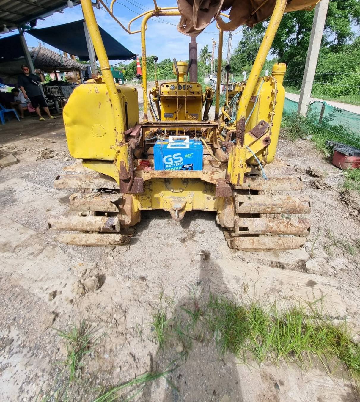 ขายแทรกเตอร์komatsu D20p-3 ใช้งานได้ปกติ ราคาถูก 75,000บ. ขายแทรกเตอร์komatsu D20p-3 ใช้งานได้ปกติ ราคาถูก 75,000บ.