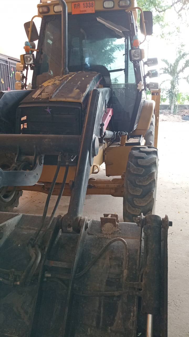ขายรถหน้าตัก หลังขุด CAT 424D ใช้งานได้ใบซื้อขาย ราคา3.3แสน
