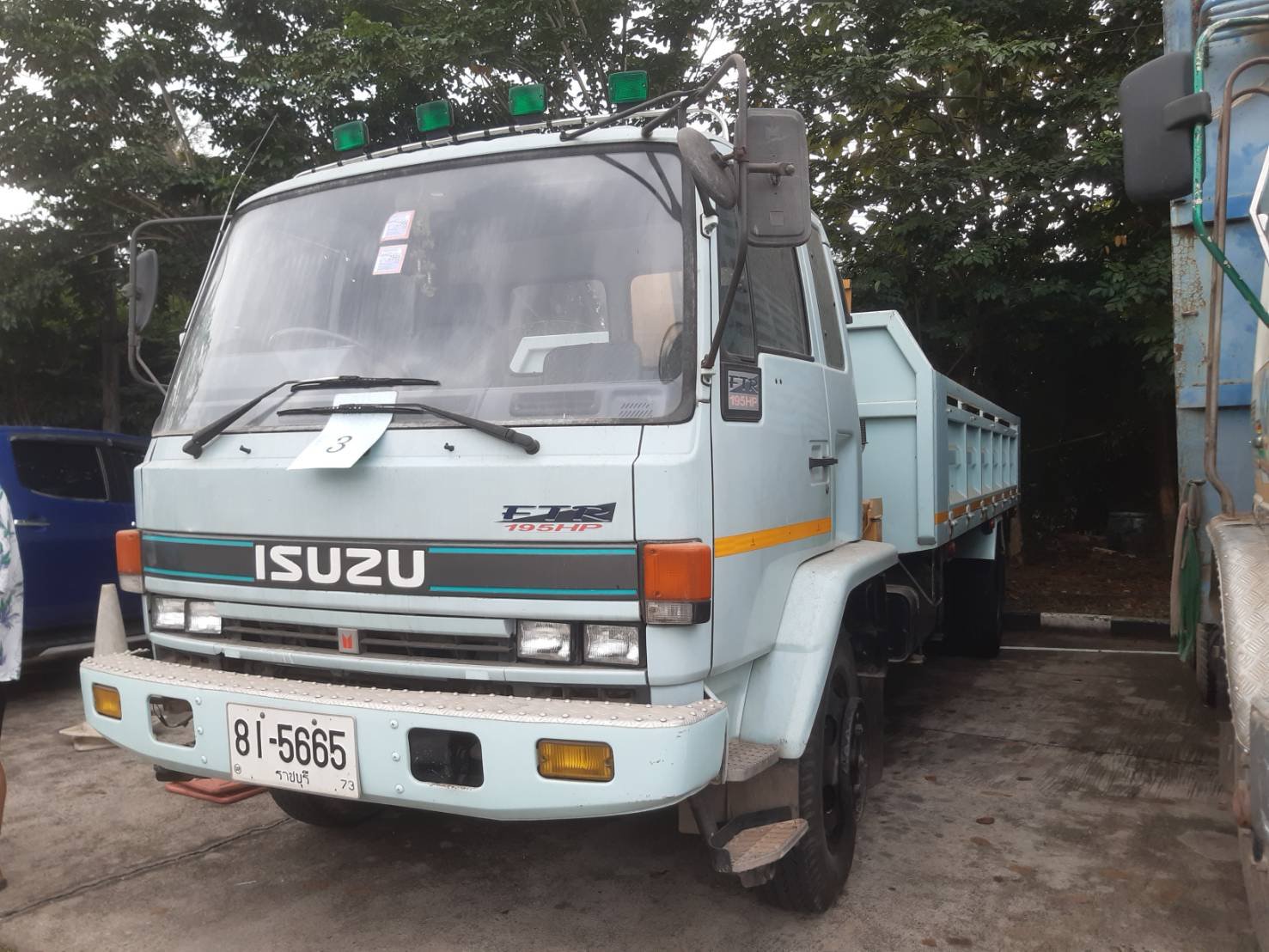 ขายรถ6ล้อติดเครน tadano 2.5ตัน isuzu รุ่นนางฟ้า 195แรง มีเล่มทะเบียน ใช้น้อย รถใช้งานดี สภาพดี ราคา4.5แสน