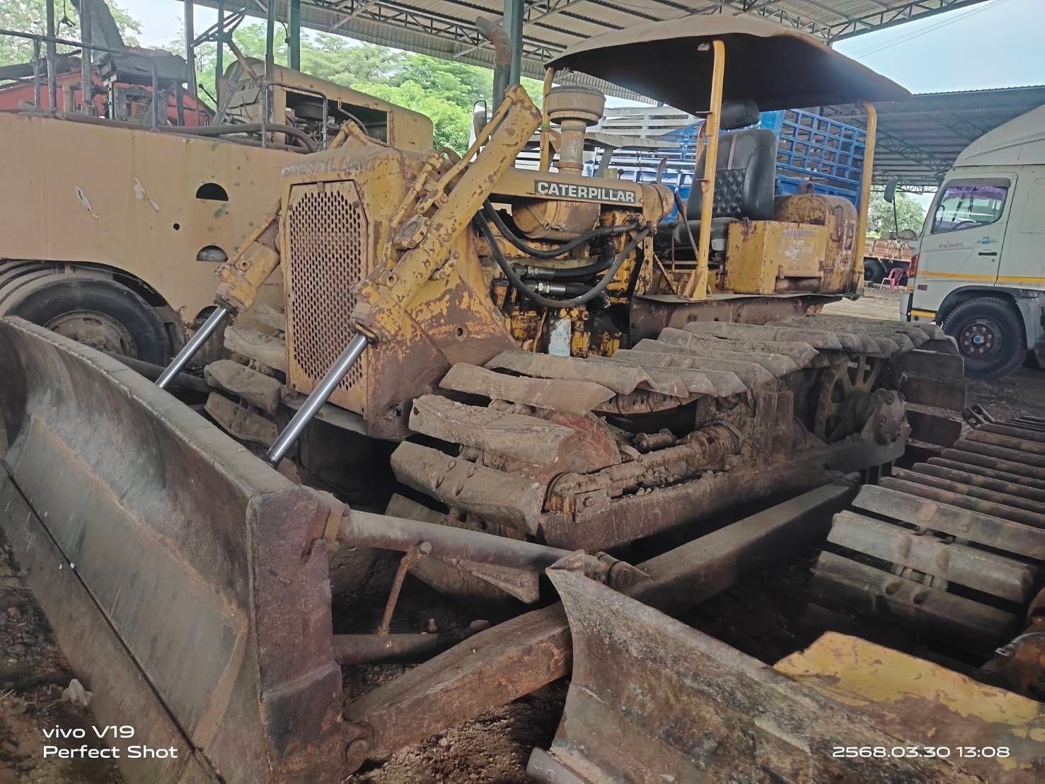 ขายแทรกเตอร์ CAT D4Dตีนเป็ด ใช้งานได้ราคา2.5แสน