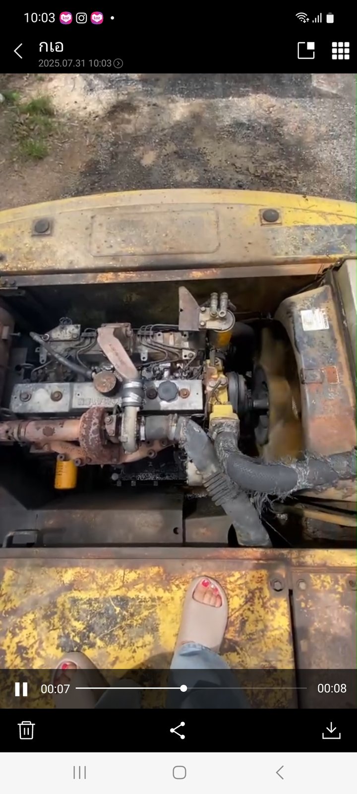 ขายรถแม็คโครkomatsu pc200-6ใช้งานดี ใบซื้อขายราคา3.5แสน