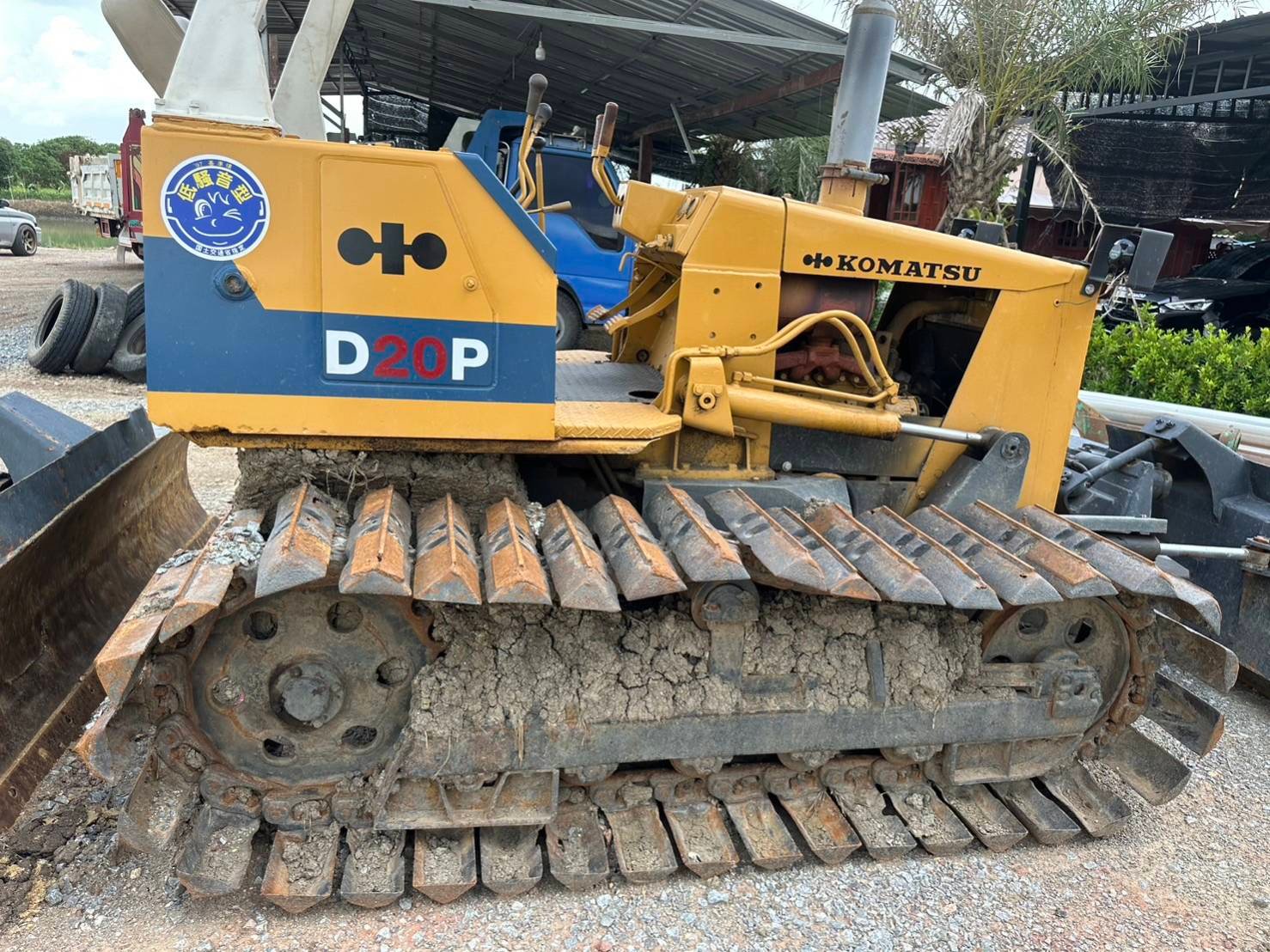 ขายแทรกเตอร์komatsu D20p-6ตีนเป็ด รถใช้งานดี ปกติ ราคา220,000บ.