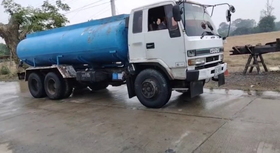 ขายรถน้ำ isuzu 175แรงfvm12my ใช้งานได้ดีราคา400,000บ.