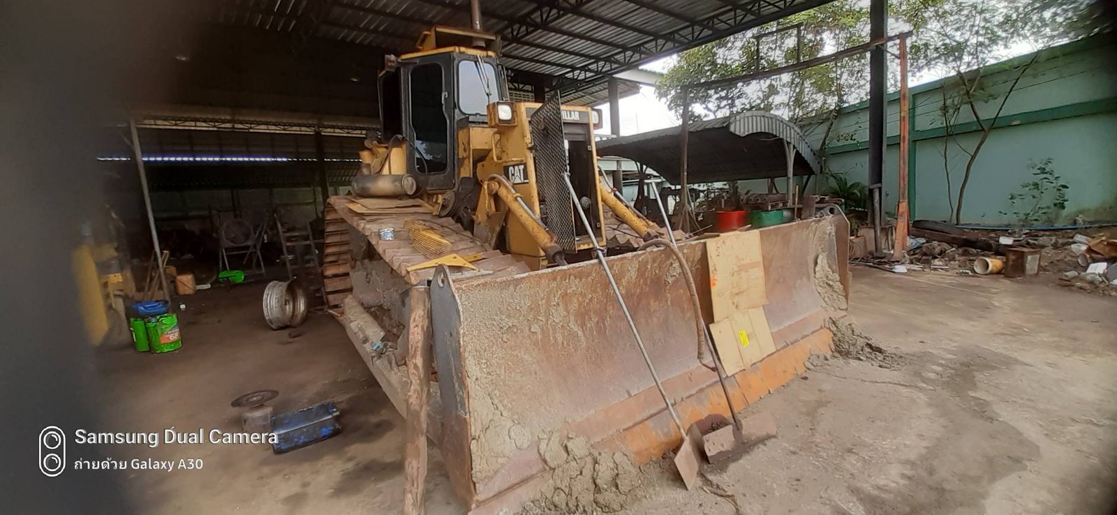 ขายแทรกเตอร์ caterpillar D5Hตีนเป็ด หัวเก๋ง มีทะเบียน ใช้งานปกติ ราคา1.25ล.