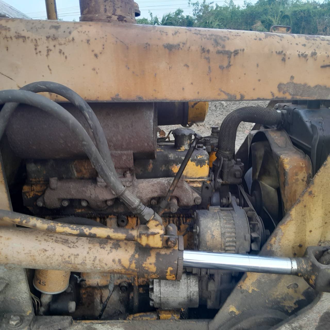 ขายแทรกเตอร์komatsu D20p-5 ตีนเป็ด70ซม. ใช้งานได้ ราตา150,000บ.