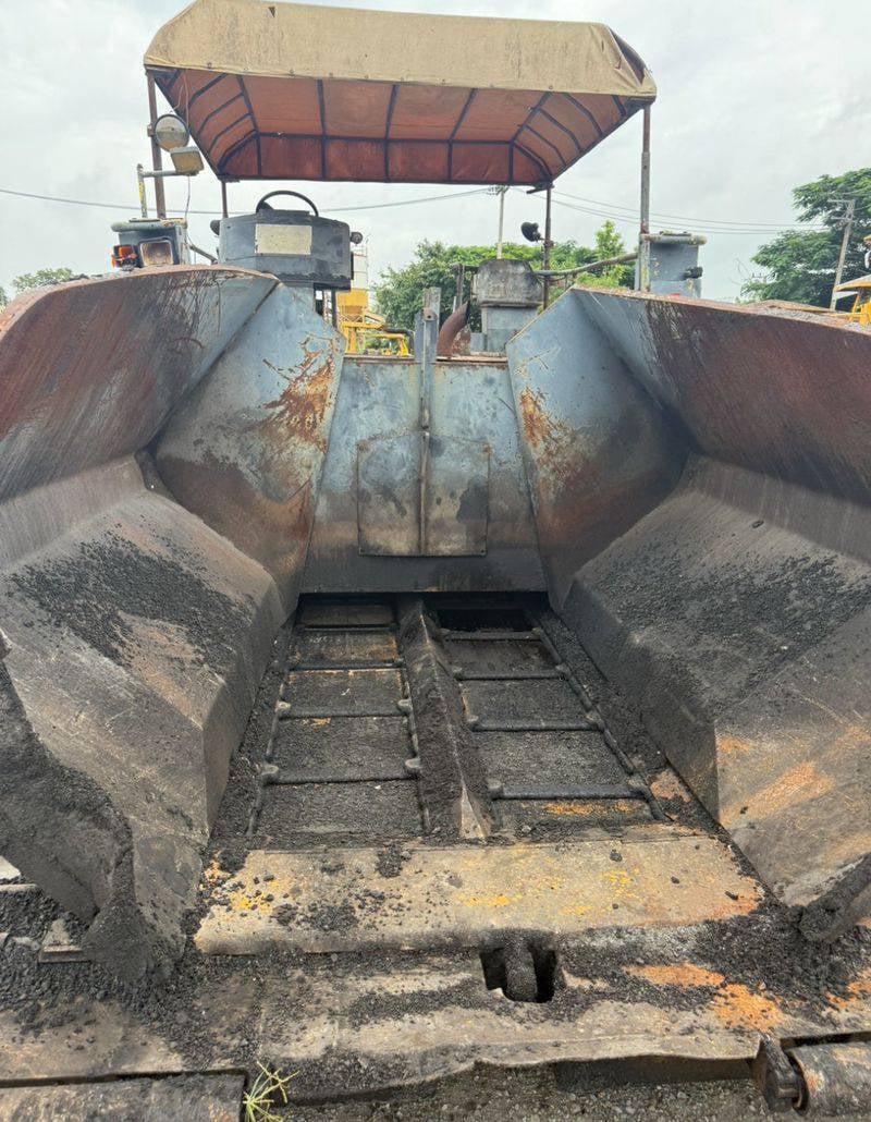 ขายรถปูยางถนน sumitomo กว้าง2.5ม. มีทะเบียน ราคา695,000บ. ขายรถปูยางถนน sumitomo กว้าง2.5ม. มีทะเบียน ราคา695,000บ.
