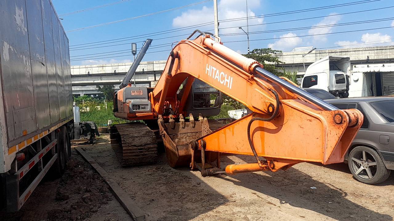 ขายแม็คโคร Hitachi zaxis-1ใช้งานปกติ เล่มทะเบียน ราคา5.3แสน