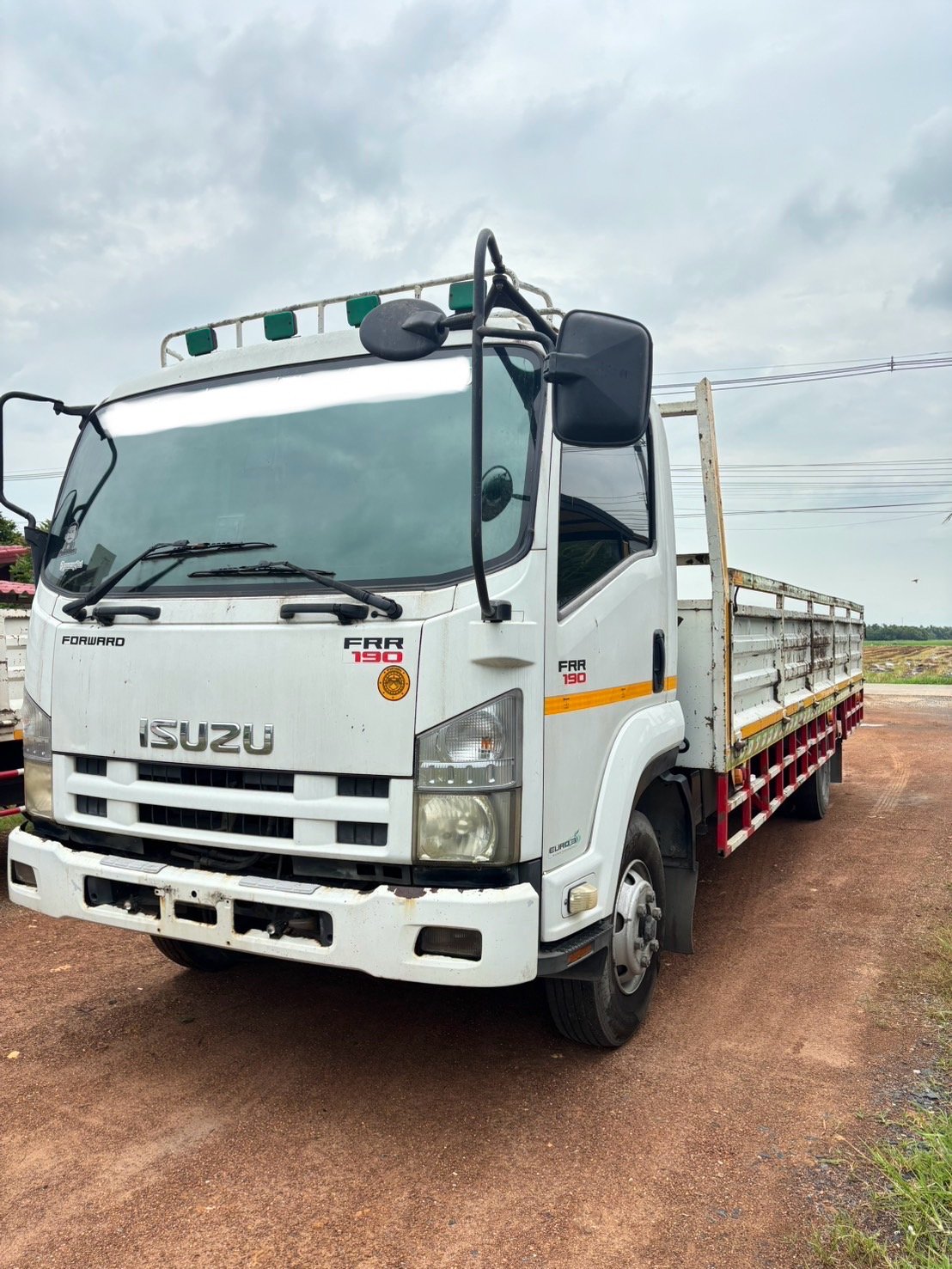 ISUZU FRR 190 แรงม้า กะบะเปิด3ด้าน ปี 2555 เครื่องดี ISUZU FRR 190 แรงม้า กะบะเปิด3ด้าน ปี 2555 เครื่องดี
