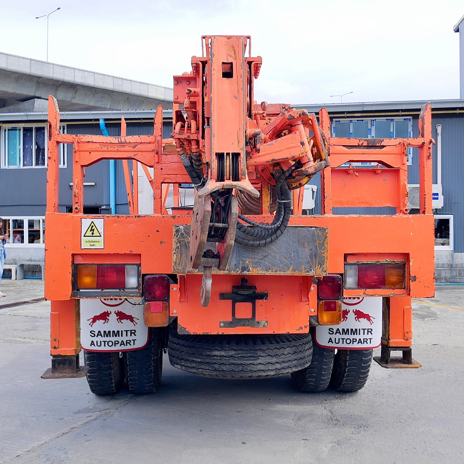 Hino FG8J 240 แรง ปี 68 แท่นขุด