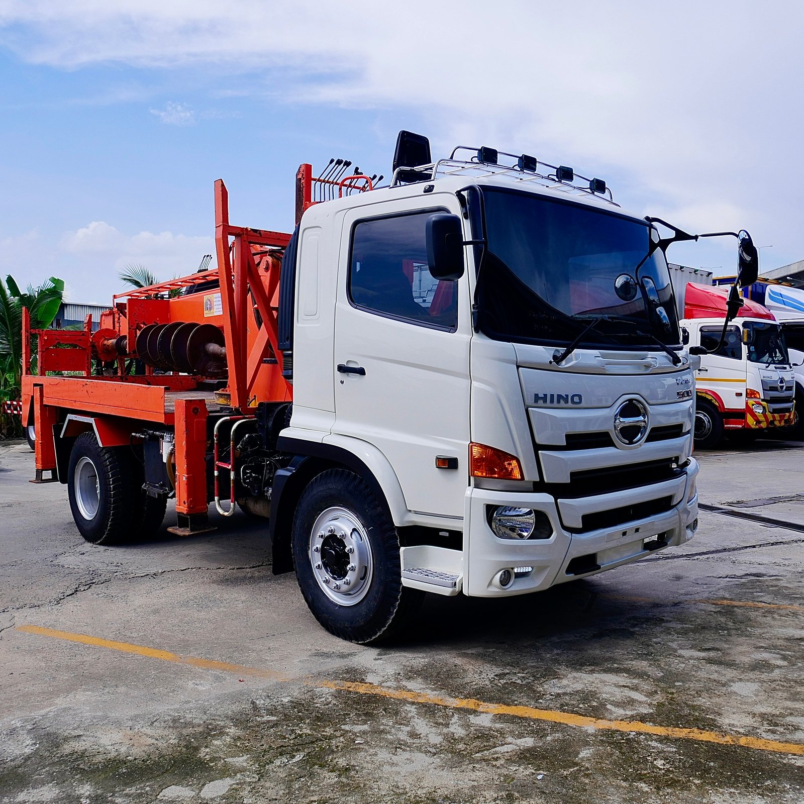 Hino FG8J 240 แรง ปี 68 แท่นขุด