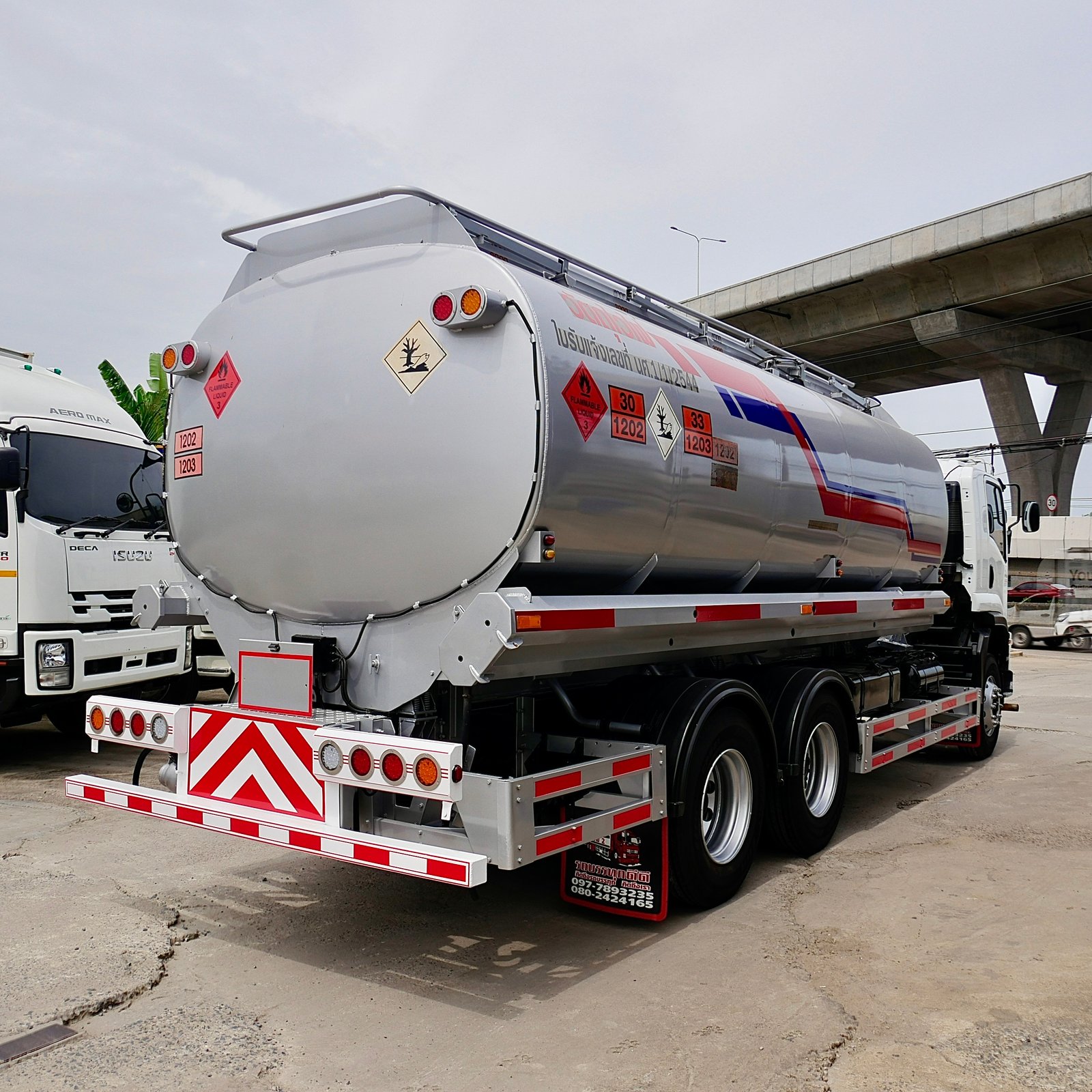 ISUZU FVM 240 รถน้ำมัน