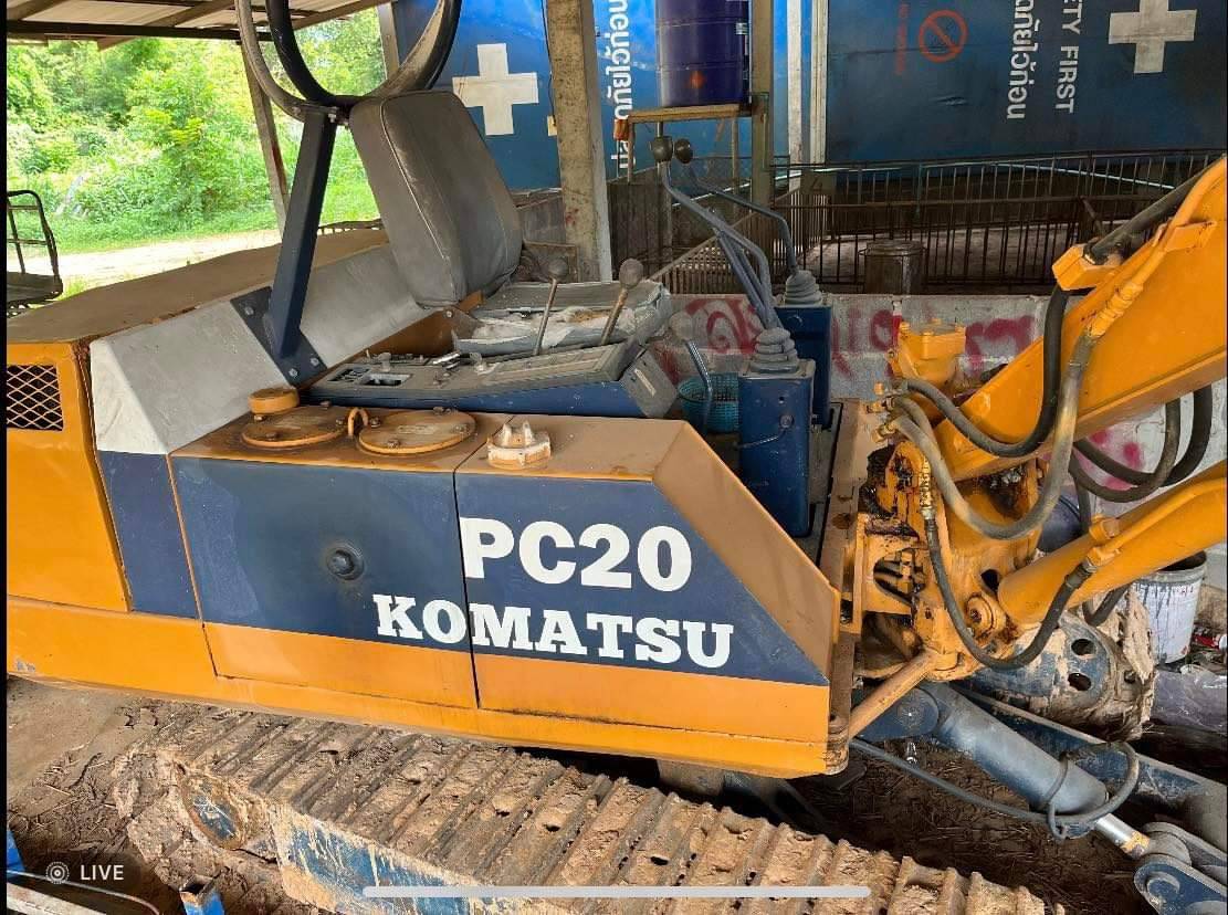 แมคโฮเล็กKomatsu Pc20
