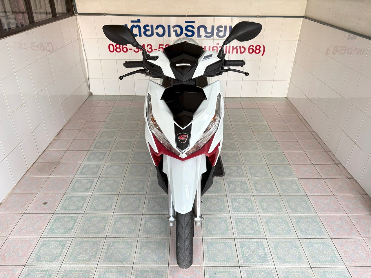 Click125i เครื่องเดิมแห้งๆ ท้ายไม่หอน ควันไม่ไหล เอกสารครบ รถบ้าน เจ้าของฝากขาย สภาพพร้อมใช้งาน วิ่ง Click125i เครื่องเดิมแห้งๆ ท้ายไม่หอน ควันไม่ไหล เอกสารครบ รถบ้าน เจ้าของฝากขาย สภาพพร้อมใช้งาน วิ่ง