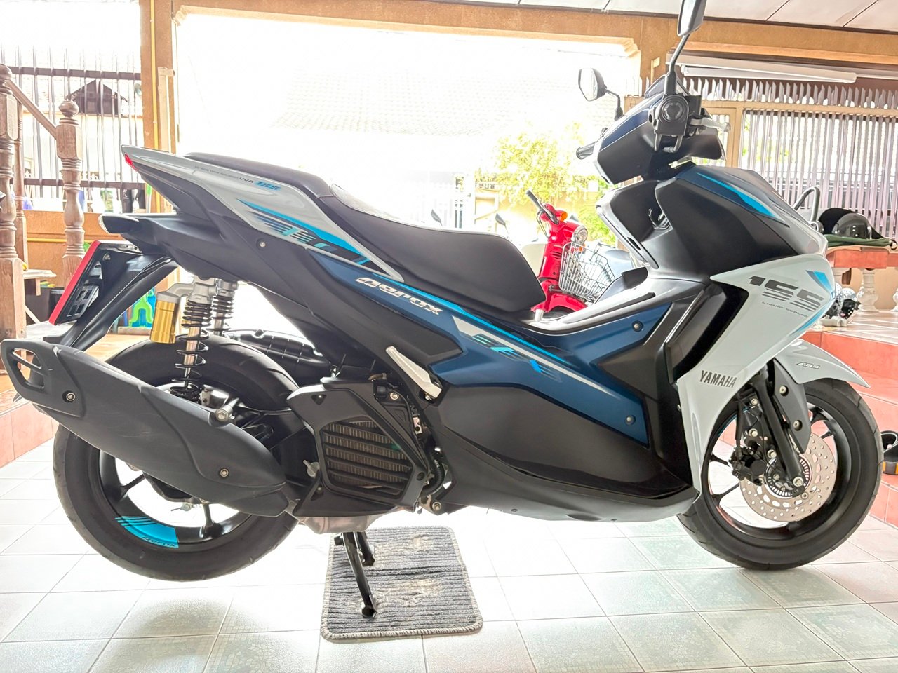 Aerox ABS Connected โฉม2023 รถมือเดียว สภาพซื้อจอด เครื่องเดิม ควันไม่ไหล ท้ายไม่หอน เอกสารครบ วิ่ง7