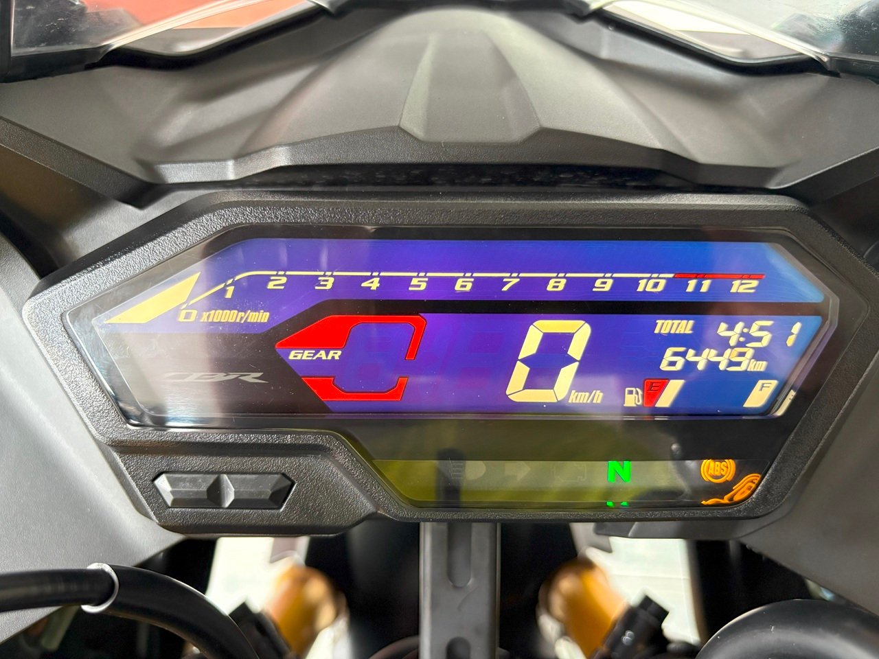 CBR150R ABS โฉม2024 สภาพซื้อจอด ใช้งานน้อย มีรับประกัน เครื่องดี ศูนย์ดี ชุดสีสวย เอกสารครบ วิ่ง6000 CBR150R ABS โฉม2024 สภาพซื้อจอด ใช้งานน้อย มีรับประกัน เครื่องดี ศูนย์ดี ชุดสีสวย เอกสารครบ วิ่ง6000