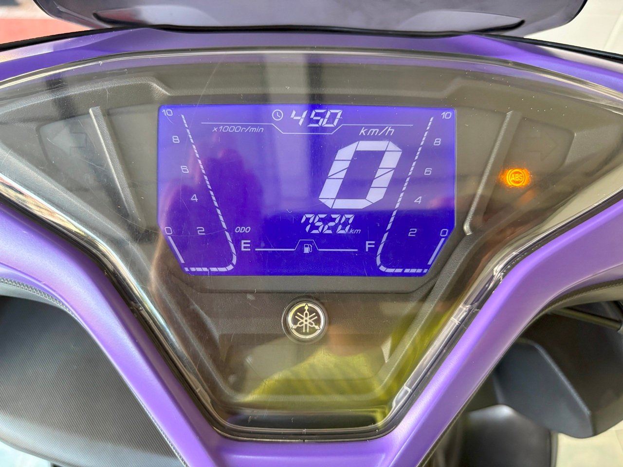 Aerox ABS Connected กุญแจครบ ไม่เคยล้ม ไม่เคยชน สภาพพร้อมใช้ เครื่องเดิม ศูนย์ดี ชุดสีสวย มีรับประกัน วิ่ง7000 ปี68