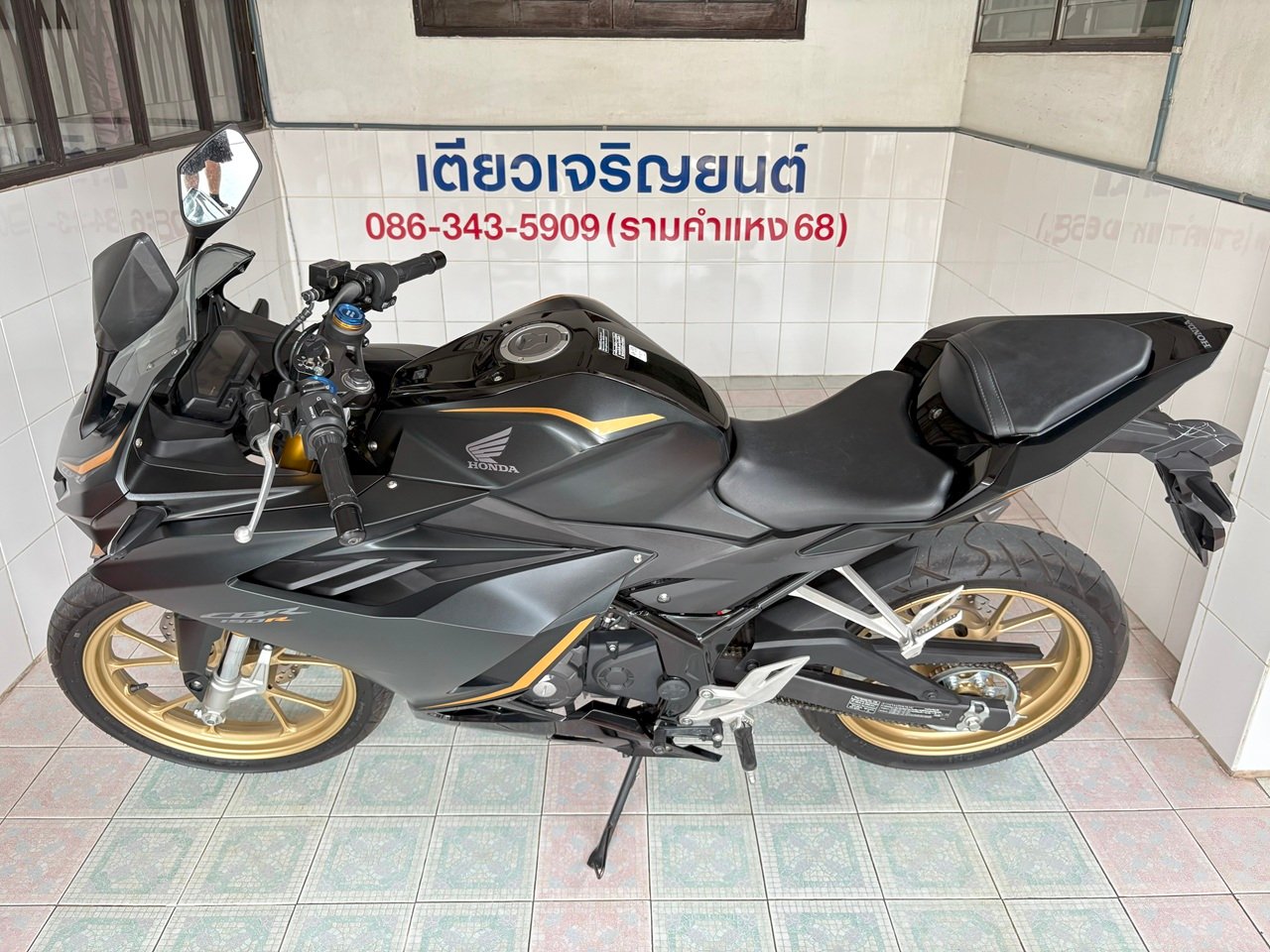 CBR150R ABS โฉม2024 สภาพซื้อจอด ใช้งานน้อย มีรับประกัน เครื่องดี ศูนย์ดี ชุดสีสวย เอกสารครบ วิ่ง6000 CBR150R ABS โฉม2024 สภาพซื้อจอด ใช้งานน้อย มีรับประกัน เครื่องดี ศูนย์ดี ชุดสีสวย เอกสารครบ วิ่ง6000