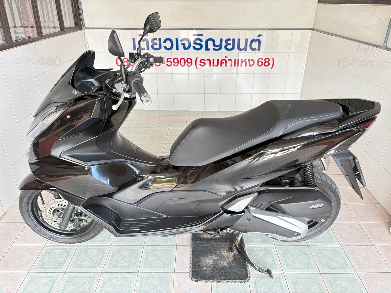 PCX160 โฉม2023 สภาพซื้อจอด กุญแจครบ สีเดิมโรงงาน รถมือเดียว เอกสารครบ มีรับประกัน ผ่อนได้ทั่วไทย วิ่ PCX160 โฉม2023 สภาพซื้อจอด กุญแจครบ สีเดิมโรงงาน รถมือเดียว เอกสารครบ มีรับประกัน ผ่อนได้ทั่วไทย วิ่