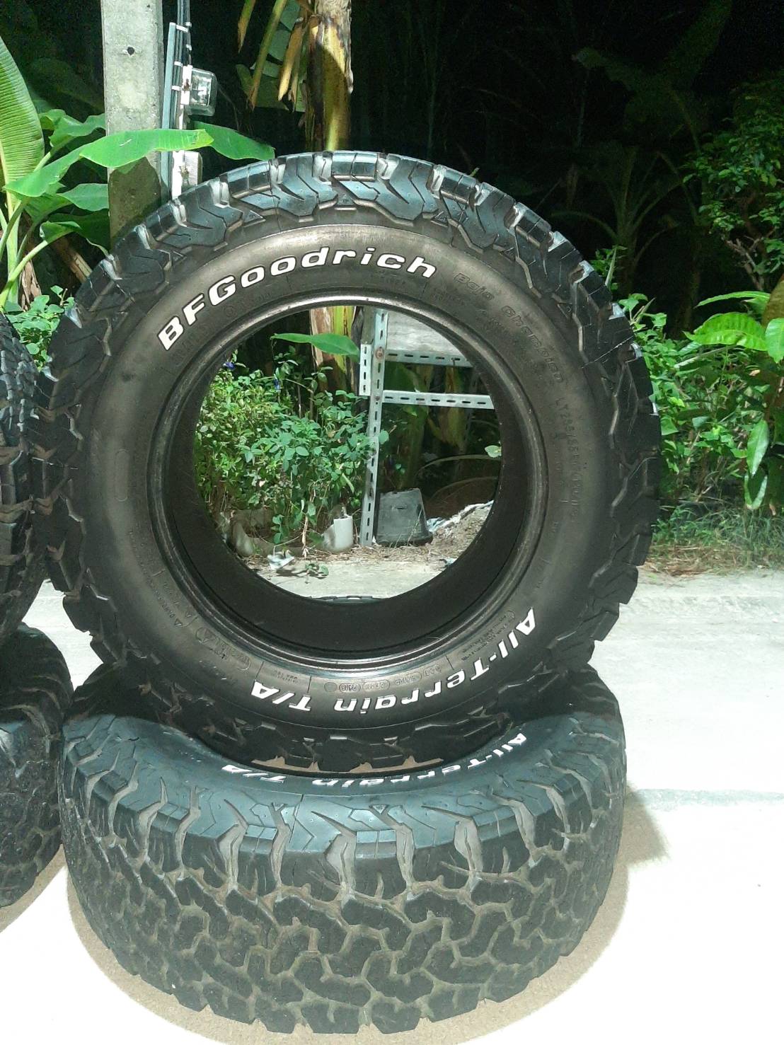 ยาง BF 265-65-17 ปี18 made in USA ยาง BF 265-65-17 ปี18 made in USA