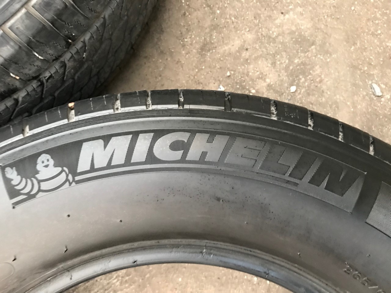 ยางมิชลิน 265-65-17 ปี 19
